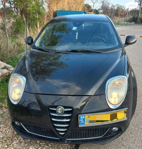 מודעת רכב אלפא רומיאו מיטו