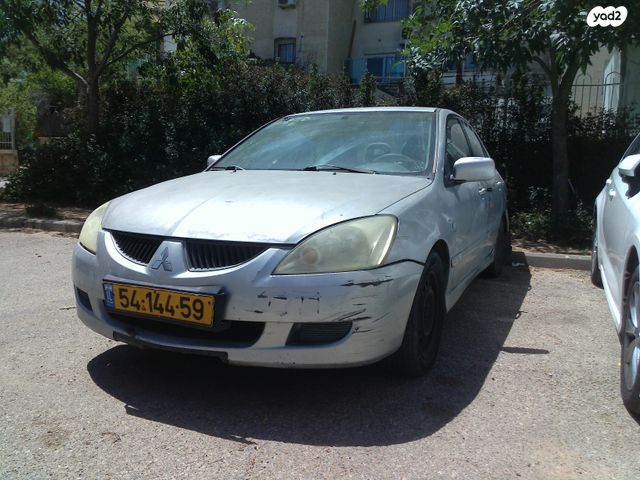 מודעת רכב מיצובישי לנסר