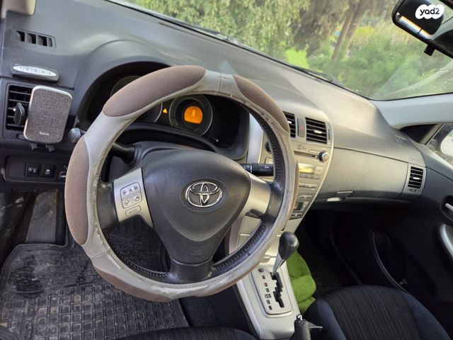 מודעת רכב טויוטה קורולה