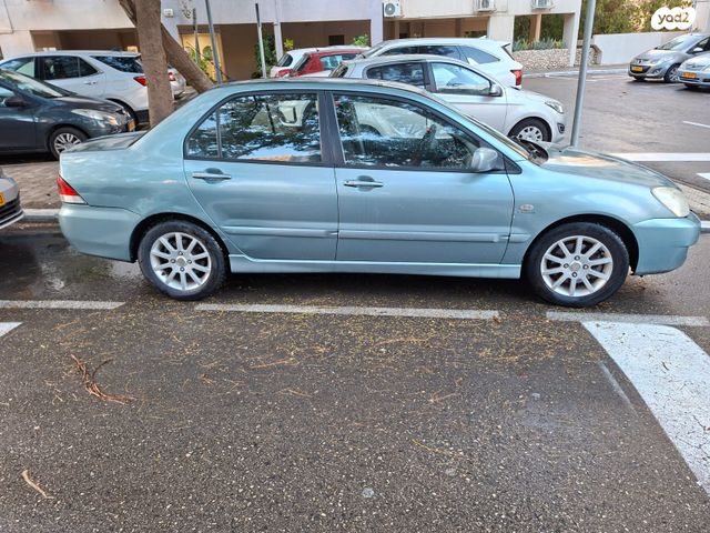 מודעת רכב מיצובישי לנסר