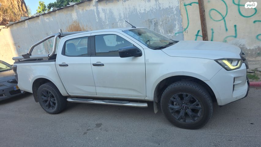 מודעת רכב איסוזו די-מקס