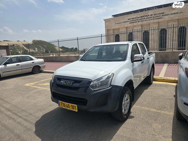 מודעת רכב איסוזו די-מקס