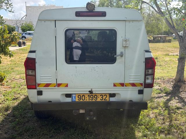 מודעת רכב איסוזו די-מקס 2