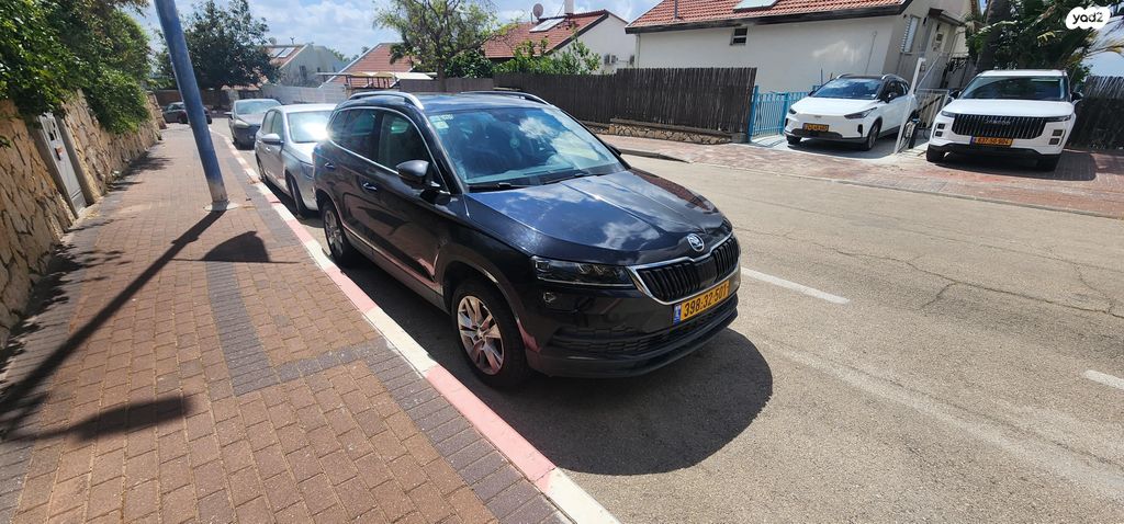 מודעת רכב סקודה קארוק