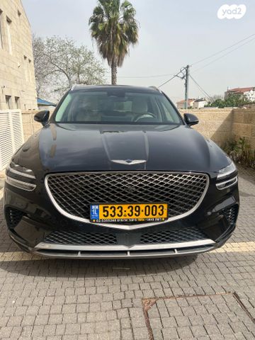 מודעת רכב ג'נסיס GV70