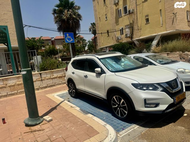 מודעת רכב ניסאן אקס טרייל