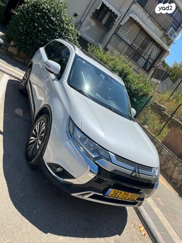 מודעת רכב מיצובישי אאוטלנדר
