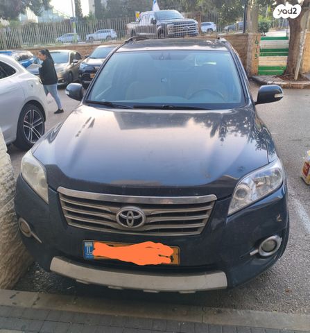 מודעת רכב טויוטה RAV4