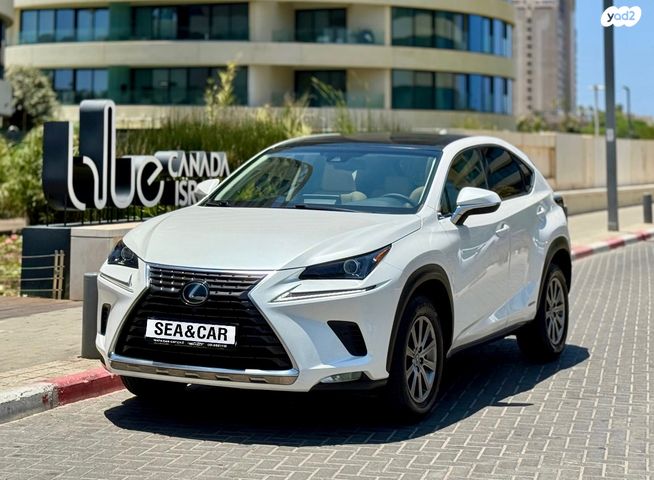 מודעת רכב לקסוס NX