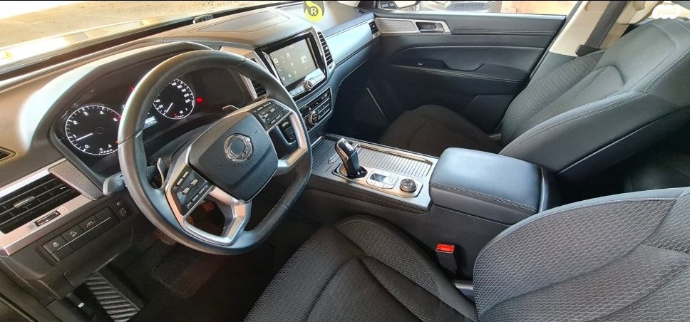 מודעת רכב סאנגיונג רקסטון