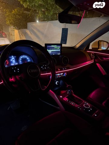 מודעת רכב אאודי Q2