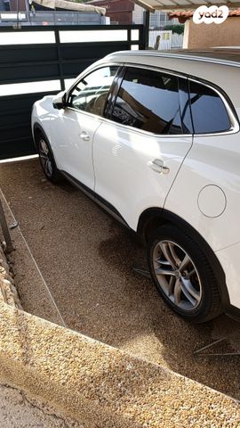 מודעת רכב אם ג'י EHS PHEV