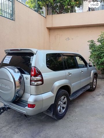 מודעת רכב טויוטה לנד קרוזר