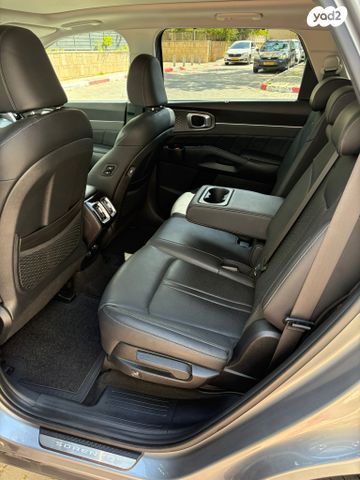 מודעת רכב קיה סורנטו