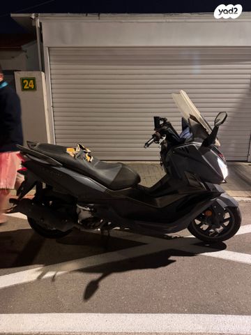 מודעת רכב סאן יאנג קרוזים 300