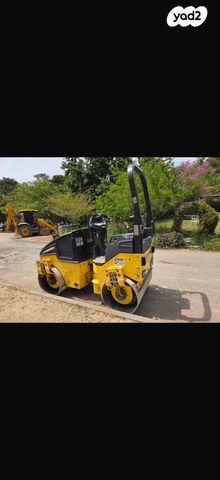 מודעת רכב מכבש