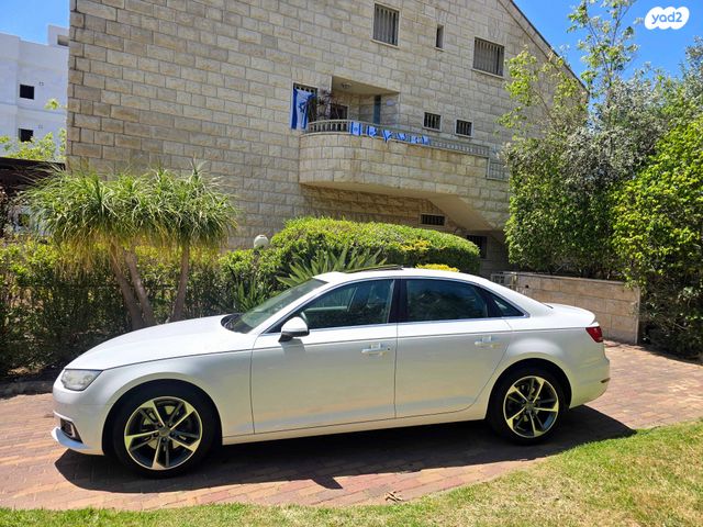 מודעת רכב אאודי A4 1