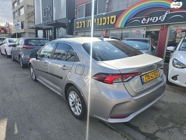 מודעת רכב טויוטה קורולה