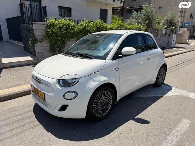 מודעת רכב פיאט 500E
