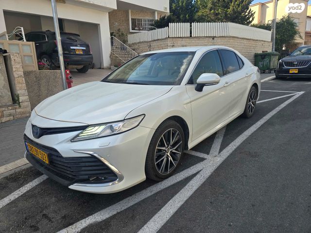 מודעת רכב טויוטה קאמרי
