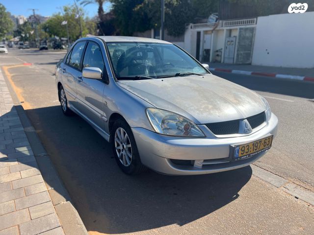 מודעת רכב מיצובישי לנסר