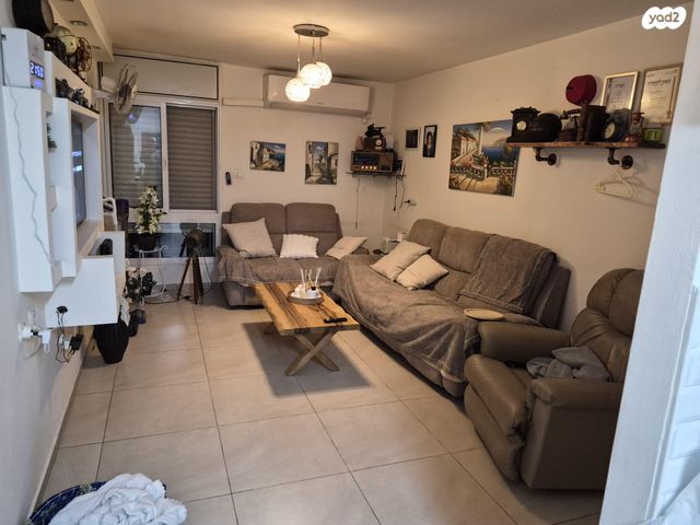 מרדכי אלקחי 20