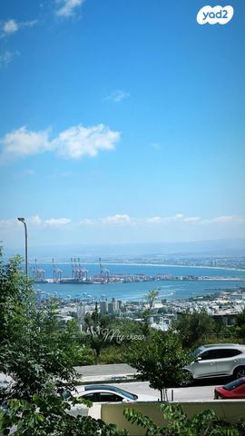 דרך אריק שרון 15