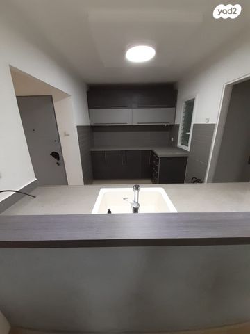 שדרות בן גוריון 28