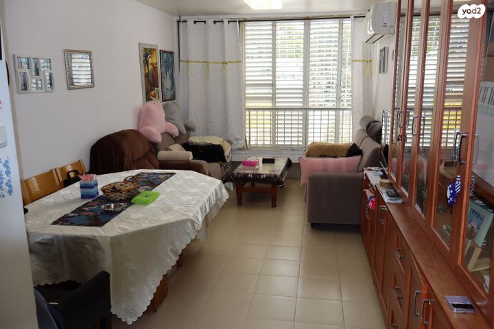 הרב עוזיאל 23