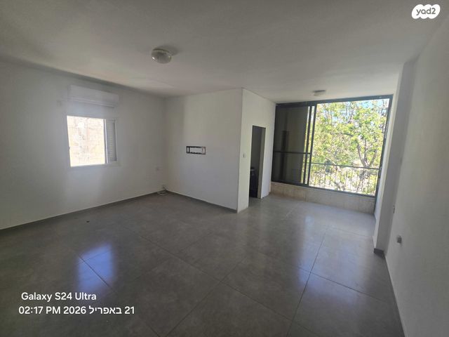 אליהו קראוזה 16