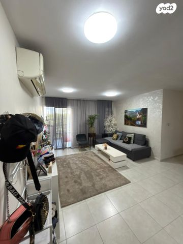 יהושע רבינוביץ 46