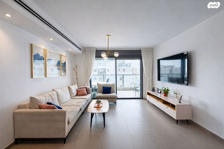 דליה רביקוביץ 3