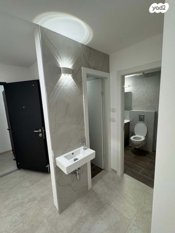 הרב מצליח 12