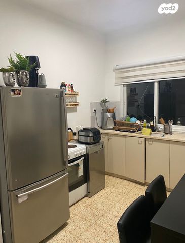 אסתר המלכה 2