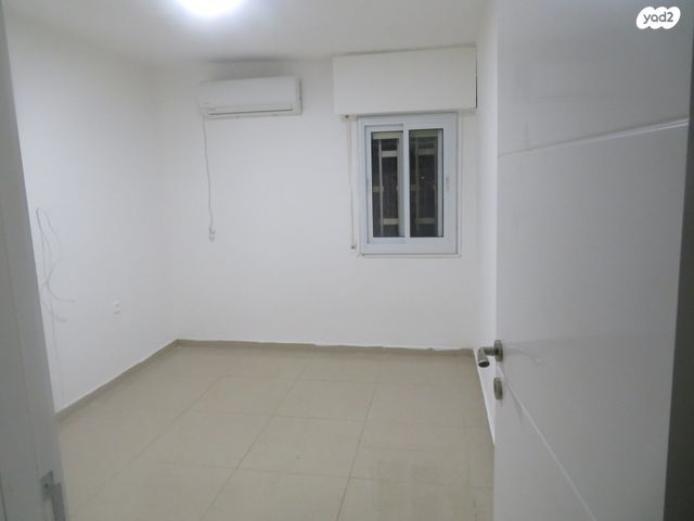 רבי עקיבא 126