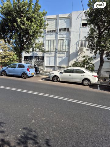 ארלוזורוב 104