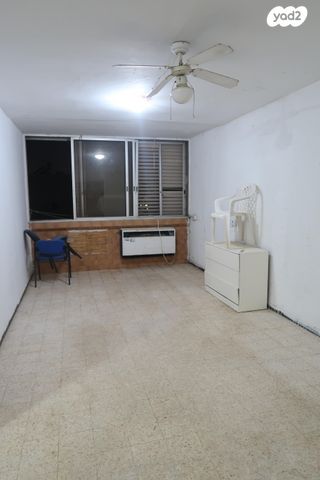 רבקה ומרדכי גובר 4