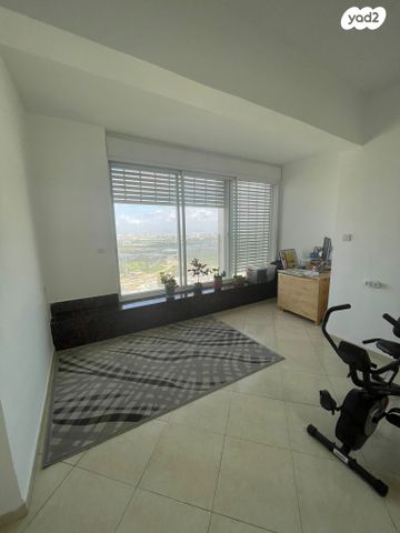 דרך יד לבנים 