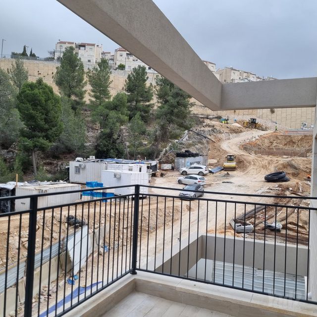 דירה למכירה בירושלים (תיווך) — 3