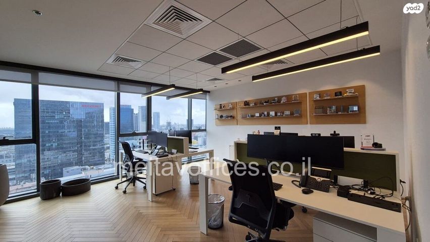 יגאל אלון 94