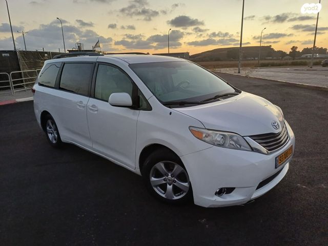 מודעת רכב טויוטה סיינה