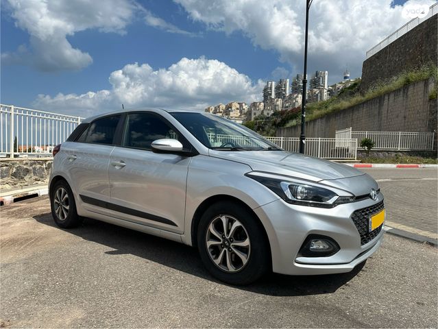 מודעת רכב יונדאי i20