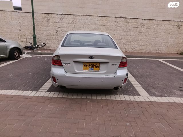 מודעת רכב סובארו B4/לגאסי
