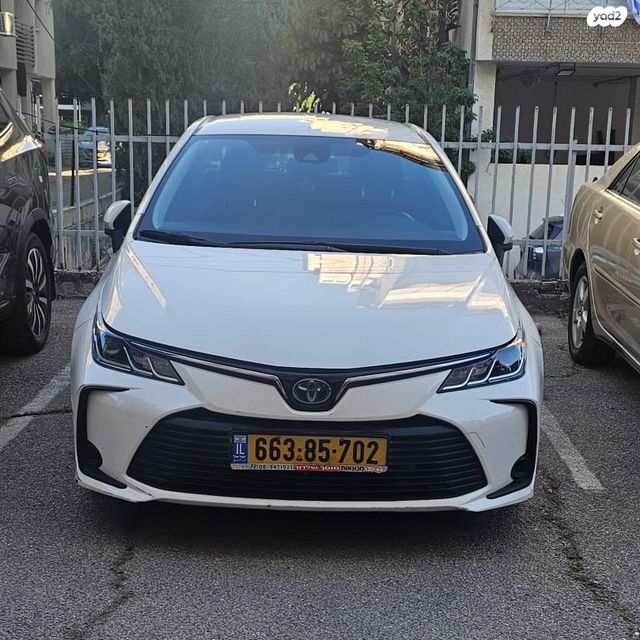 מודעת רכב טויוטה קורולה