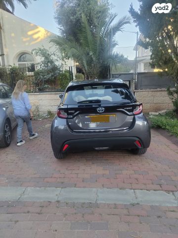 מודעת רכב טויוטה יאריס