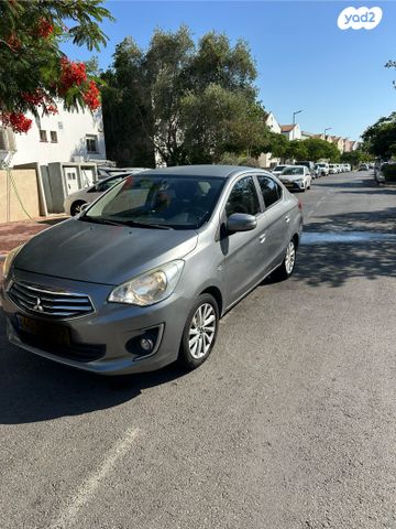 מודעת רכב מיצובישי אטראז'