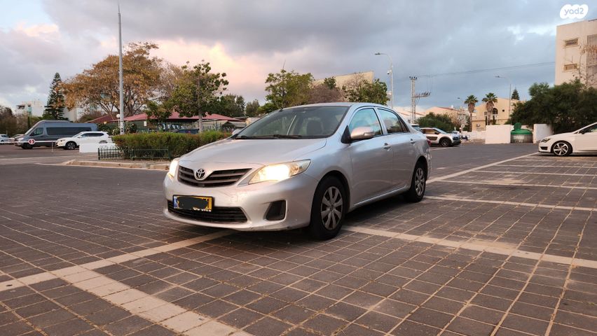 מודעת רכב טויוטה קורולה