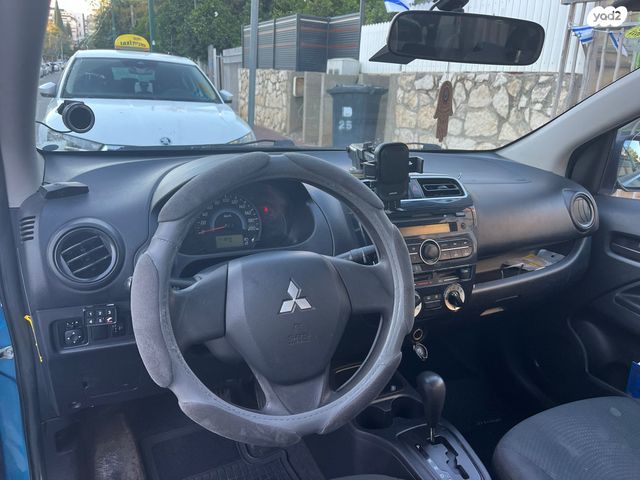 מודעת רכב מיצובישי אטראז'