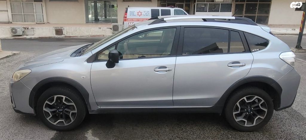 מודעת רכב סובארו XV