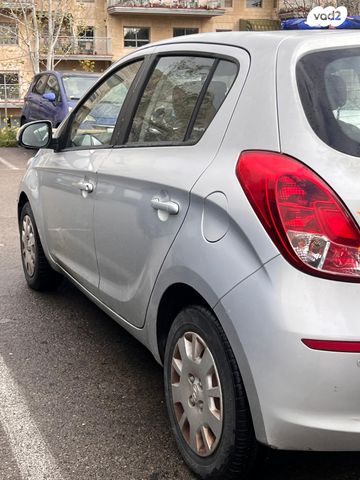 מודעת רכב יונדאי i20